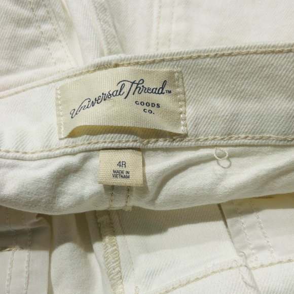 High Rise Wide-Leg White Denim Jeans - Picture 7 of 9